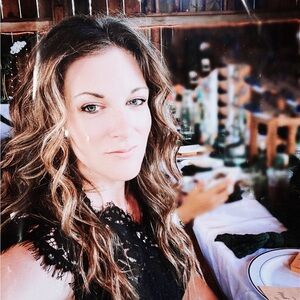 Meet your Posher, Jenn